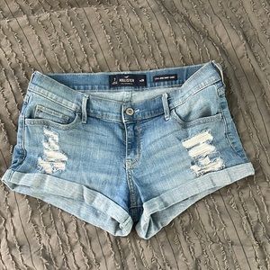 Hollister Low-Rise short-short